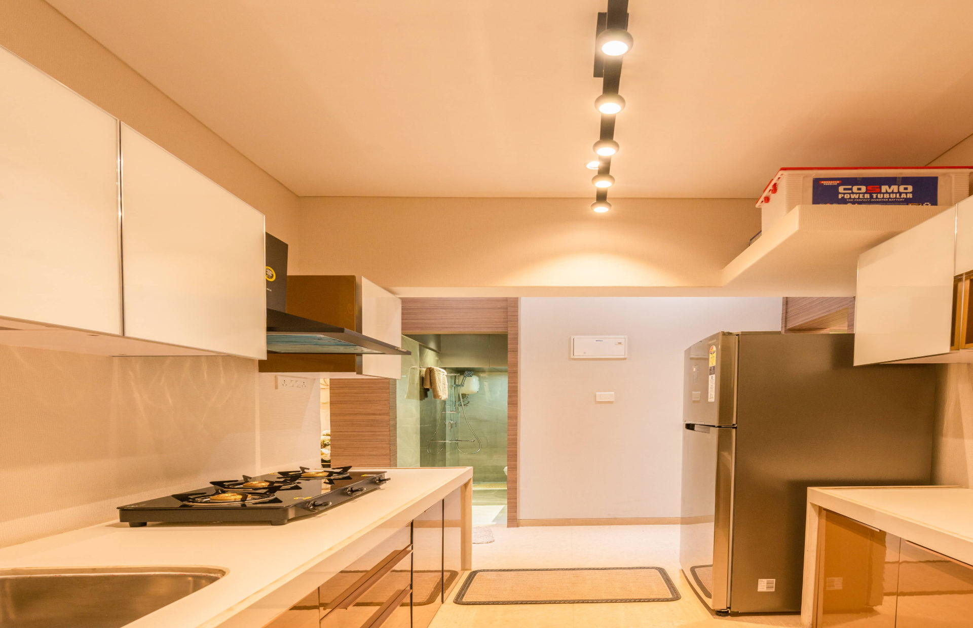 Evershine Amavi 303 — All Photos 14