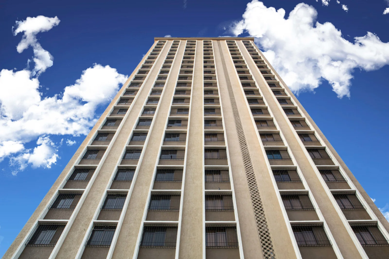 Lalani Grandeur — All Photos 8